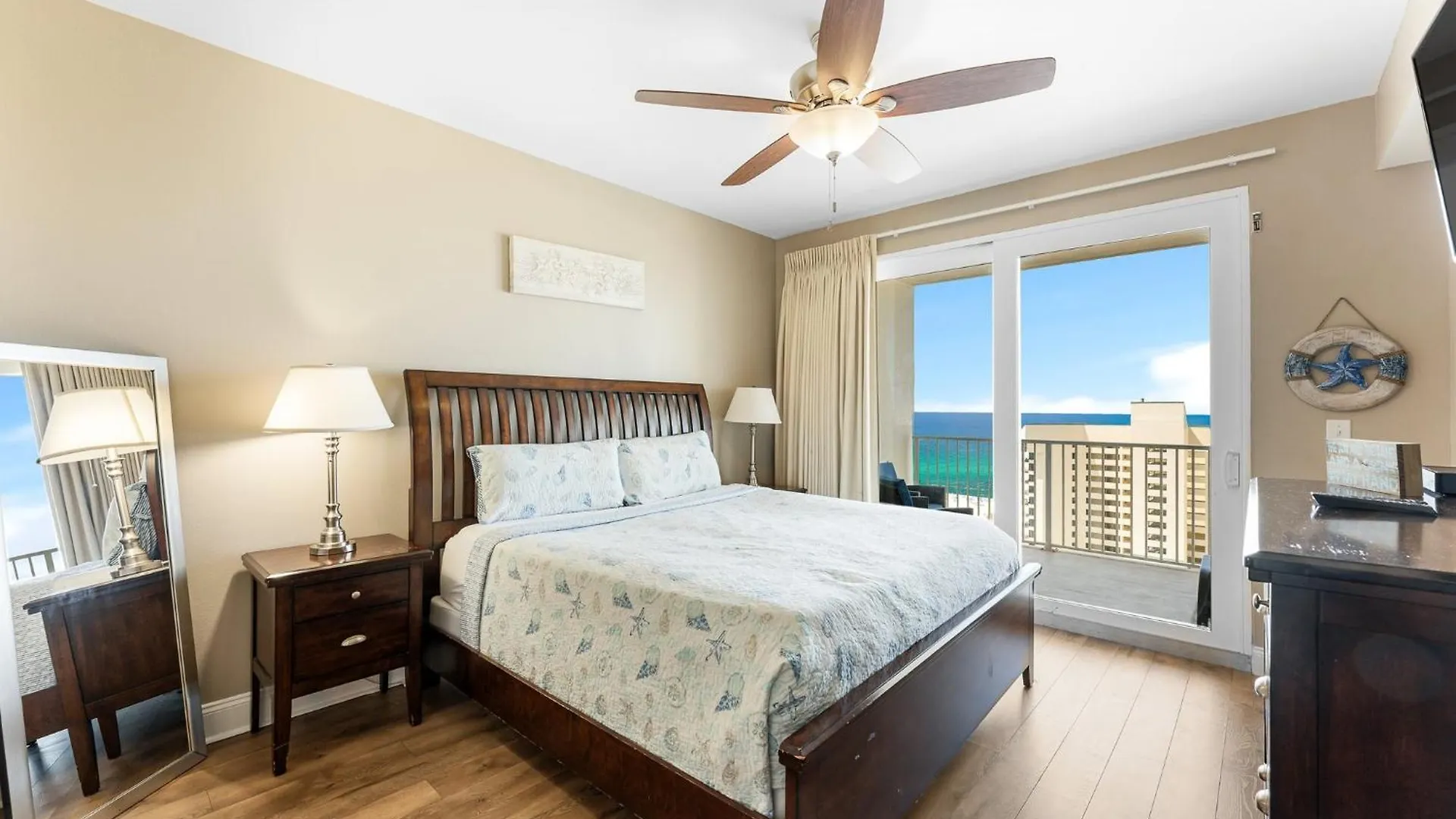 Laketown Wharf #1211 By Nautical Properties Vacation Rentals Panama City Beach Holiday home